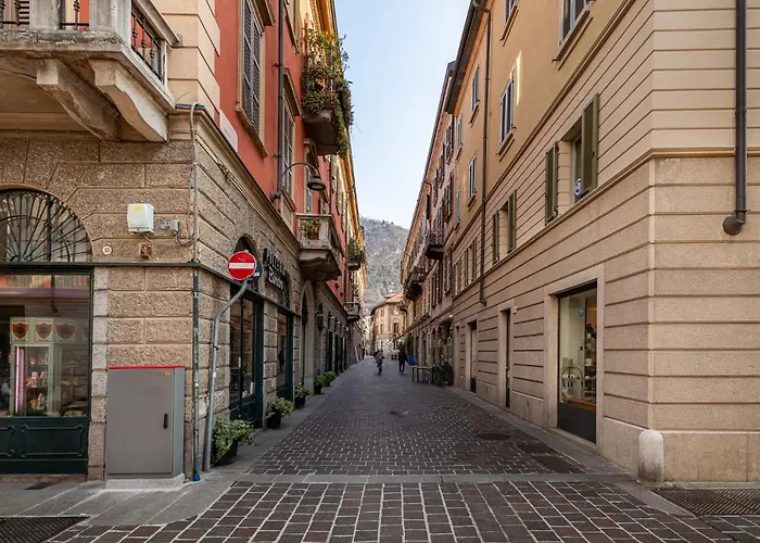 Tivano In Centro Storico Apartament *