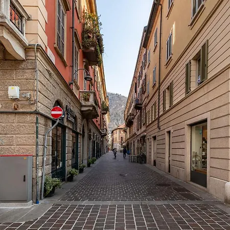 Tivano In Centro Storico Apartament *